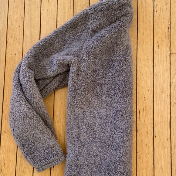 Patagonia 1/4 Zip Grey Pullover Fleece - Picture 5 of 6